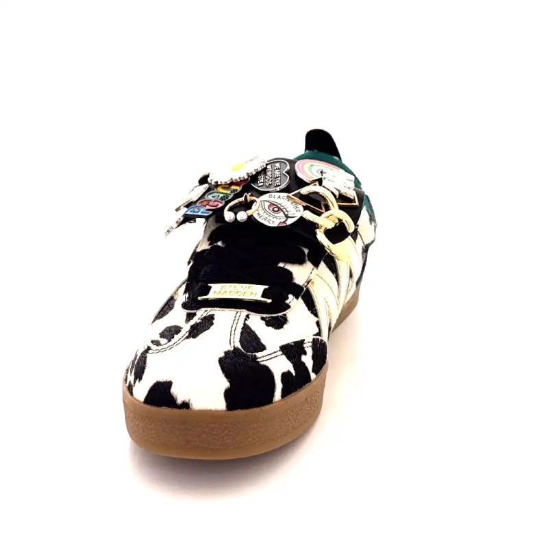 Steve Madden prezentuje krowi print i biżuterię Ivoire Chaussures