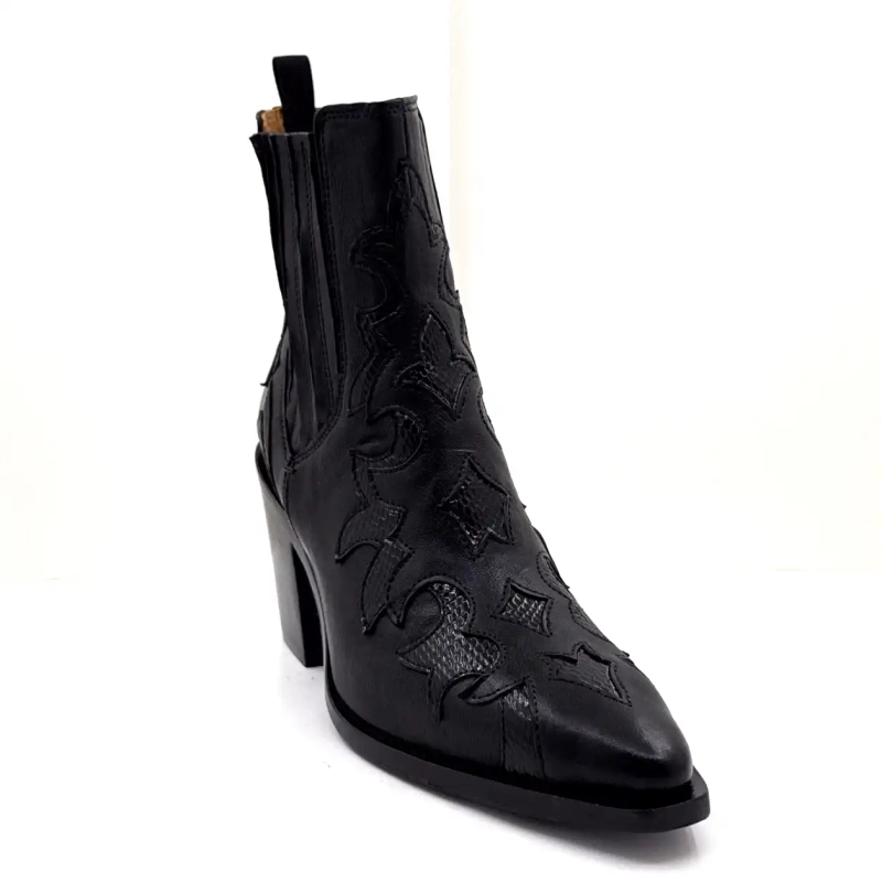 Ghost 5502 Czarna skóra Ivoire Chaussures