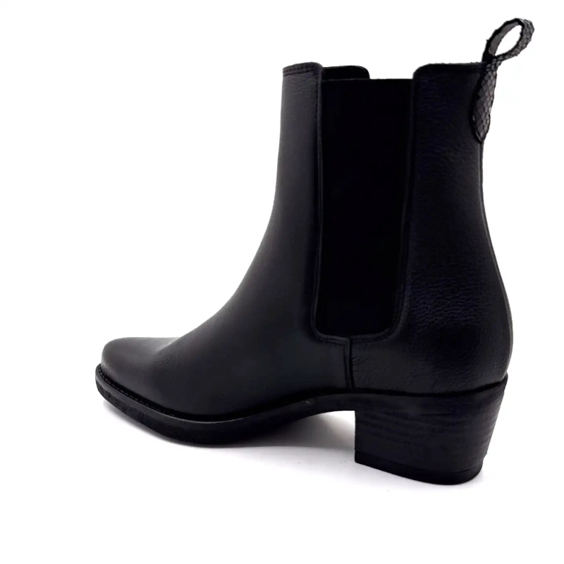 Piele granulată neagră Ivoire 090003 Ivoire Chaussures