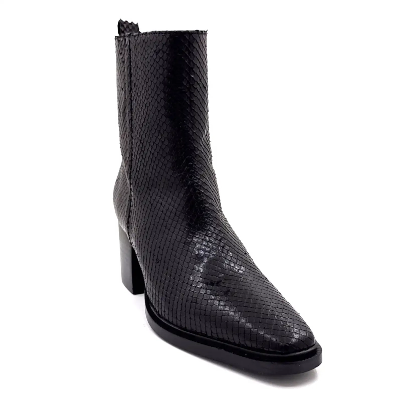 Ivoire L45020 Czarna skóra z wzorem gadów Ivoire Chaussures