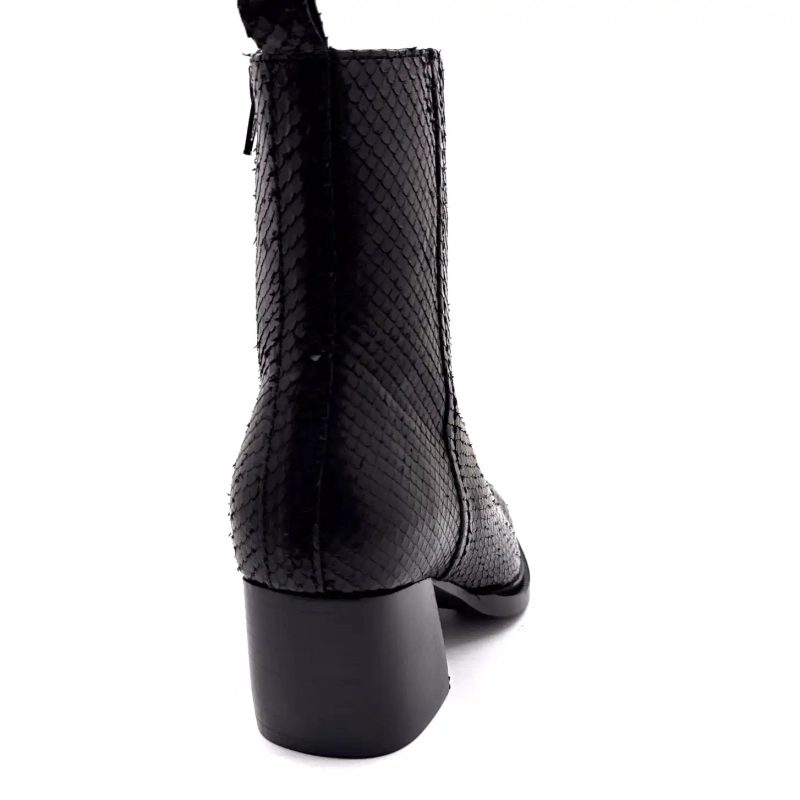 Ivoire L45020 Svart lær Reptilmønster Ivoire Chaussures