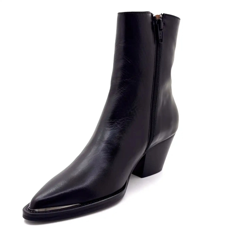 Ivoire 8854 Czarna skóra Ivoire Chaussures