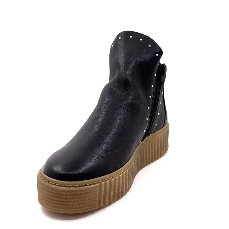 Ivoire Sawer Cuir Clou Noir Ivoire Chaussures