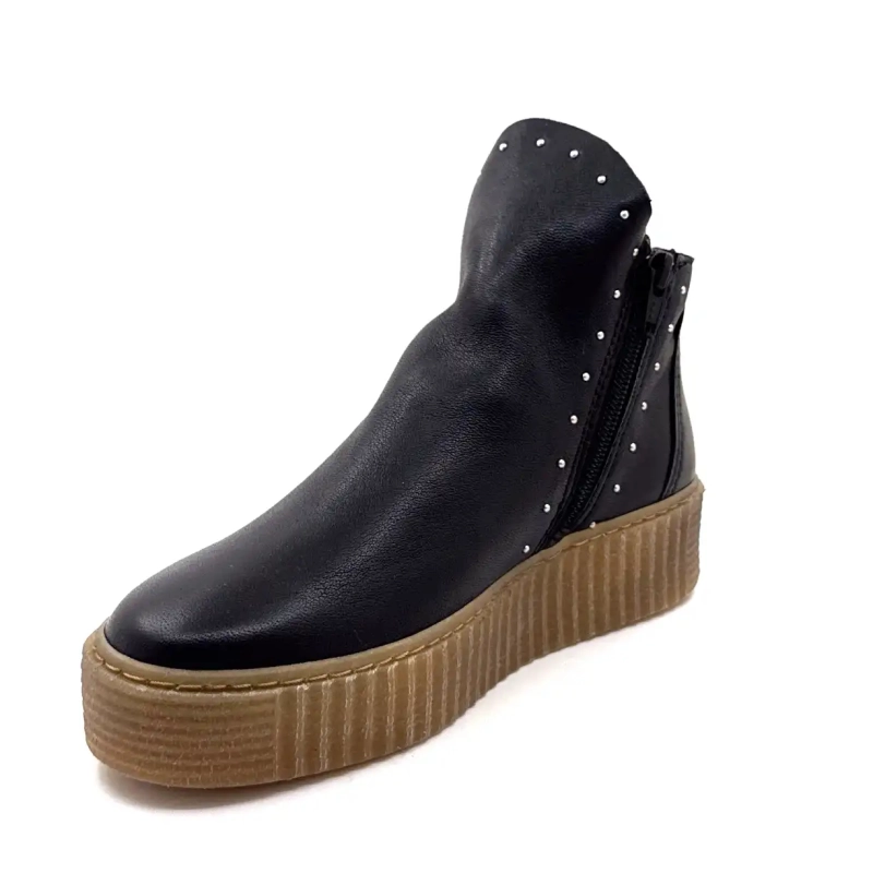 Ivoire Sawer Leather Black Nail Ivoire Chaussures
