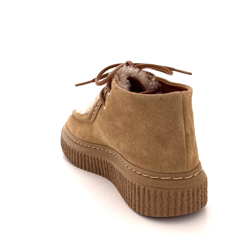 BLG 86 08343 Hasselnødderuskind med fåreskindseffekt Ivoire Chaussures