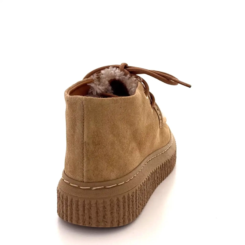 BLG 86 08343 Suède Noisette Effet Mouton Ivoire Chaussures