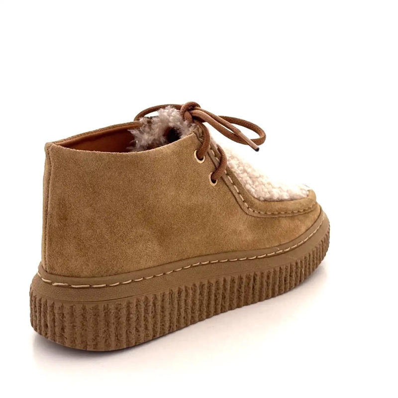 BLG 86 08343 Hasselnødderuskind med fåreskindseffekt Ivoire Chaussures