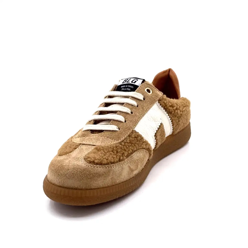 BLG 86 08325 Krämfärgat Läder Hasselnötsmocka Brun Fårskinnseffekt Ivoire Chaussures