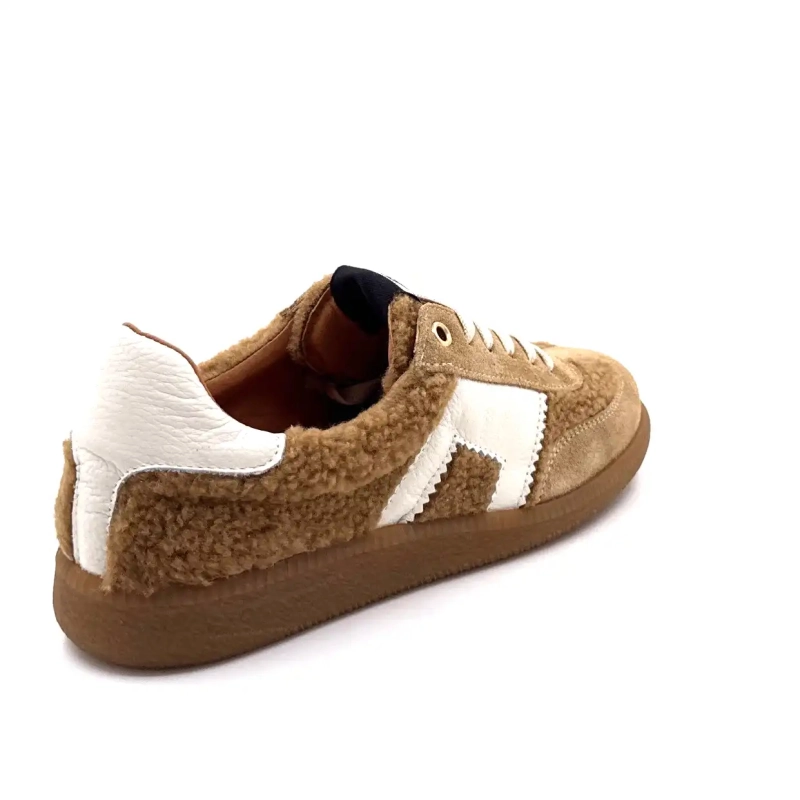 BLG 86 08325 Krémszínű Bőr Mogyoróbarna Velúr Barna Báránybőr Hatású Ivoire Chaussures