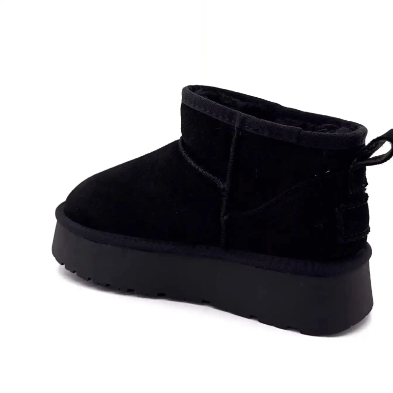 Ivoire 1924 Schwarzes Wildleder Ivoire Chaussures