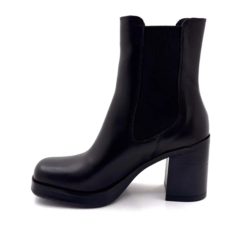 Bandeja de cuero negro Ivoire 27740 Ivoire Chaussures