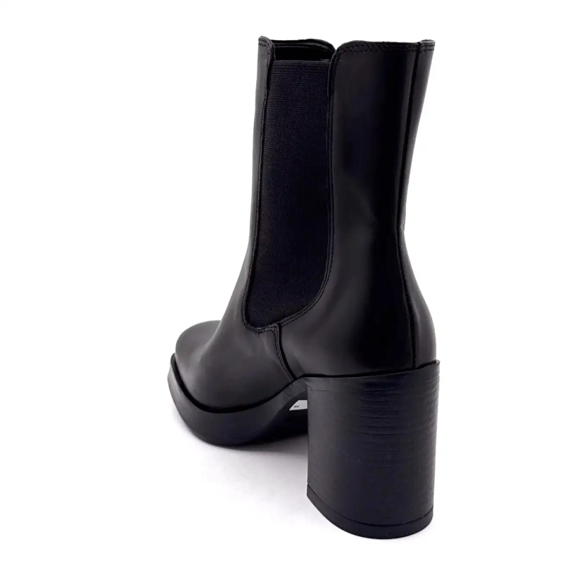 Bandeja de cuero negro Ivoire 27740 Ivoire Chaussures