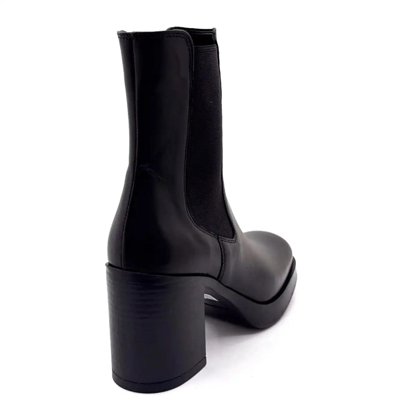 Bandeja de cuero negro Ivoire 27740 Ivoire Chaussures