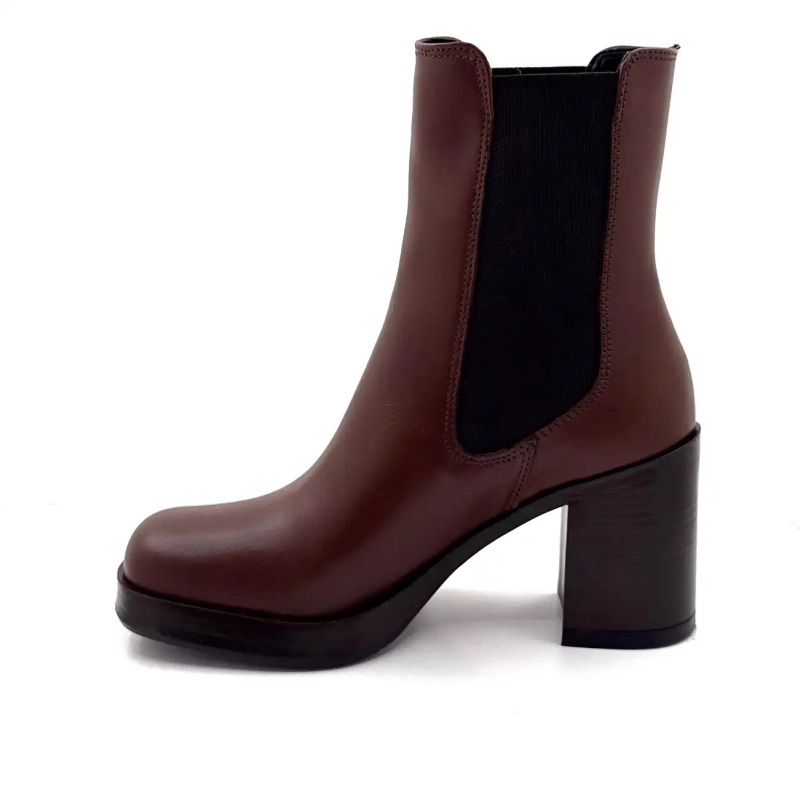 Δίσκος από δέρμα σε καφέ χρώμα 27740 Ivoire Ivoire Chaussures