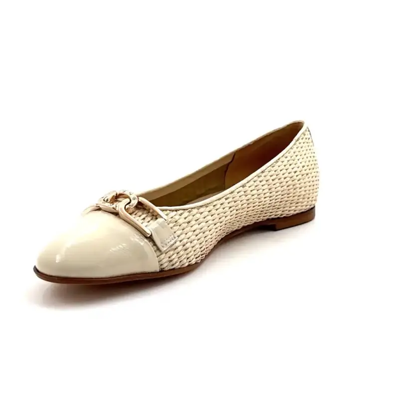 Ivoire CH968 raffia en crèmekleurig lakleer Ivoire Chaussures