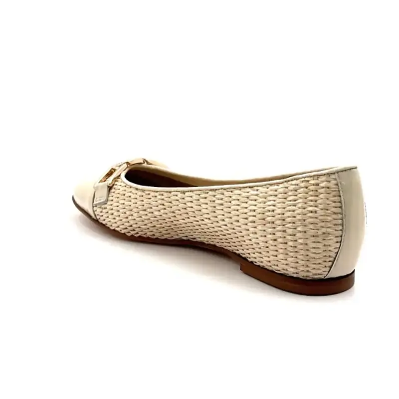 Ivoire CH968 Raffia & Krämfärgat lackläder Ivoire Chaussures