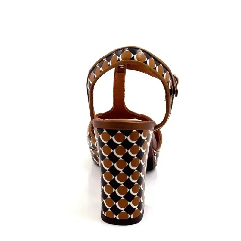 Chie Mihara Keduni 48 padrão retrô de couro marrom e preto Ivoire Chaussures