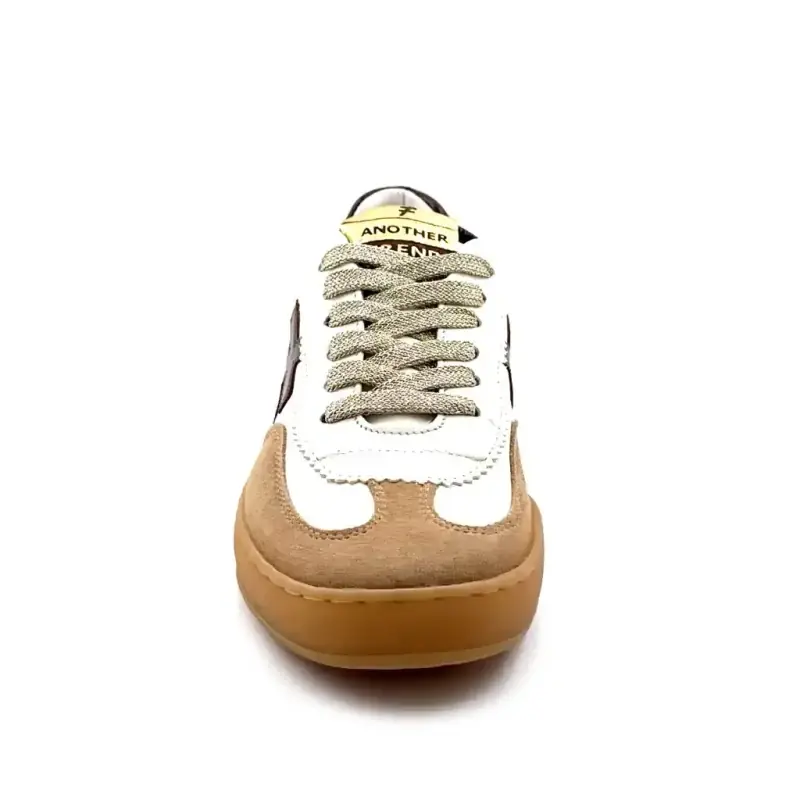 Another Trend A032 T4 Weiß & Braun Lackleder Haselnuss Wildleder Ivoire Chaussures