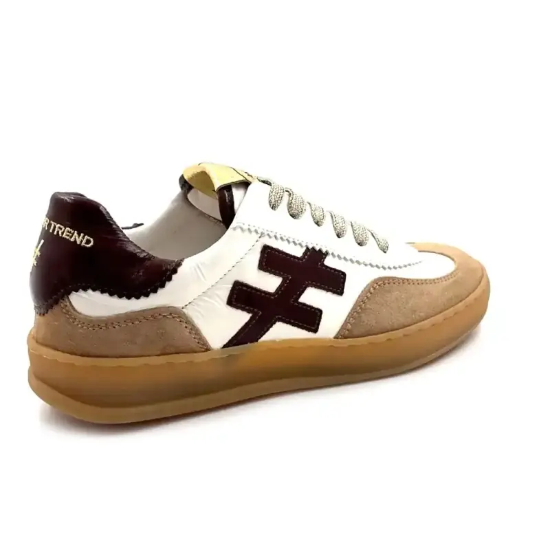 Another Trend A032 T4 Hvitt og brunt lakkskinn hasselnøtt semsket skinn Ivoire Chaussures