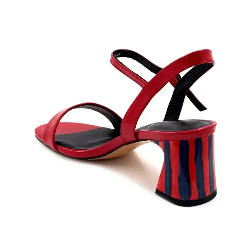 Zalessia rødt patentlærmetamorfose Ivoire Chaussures