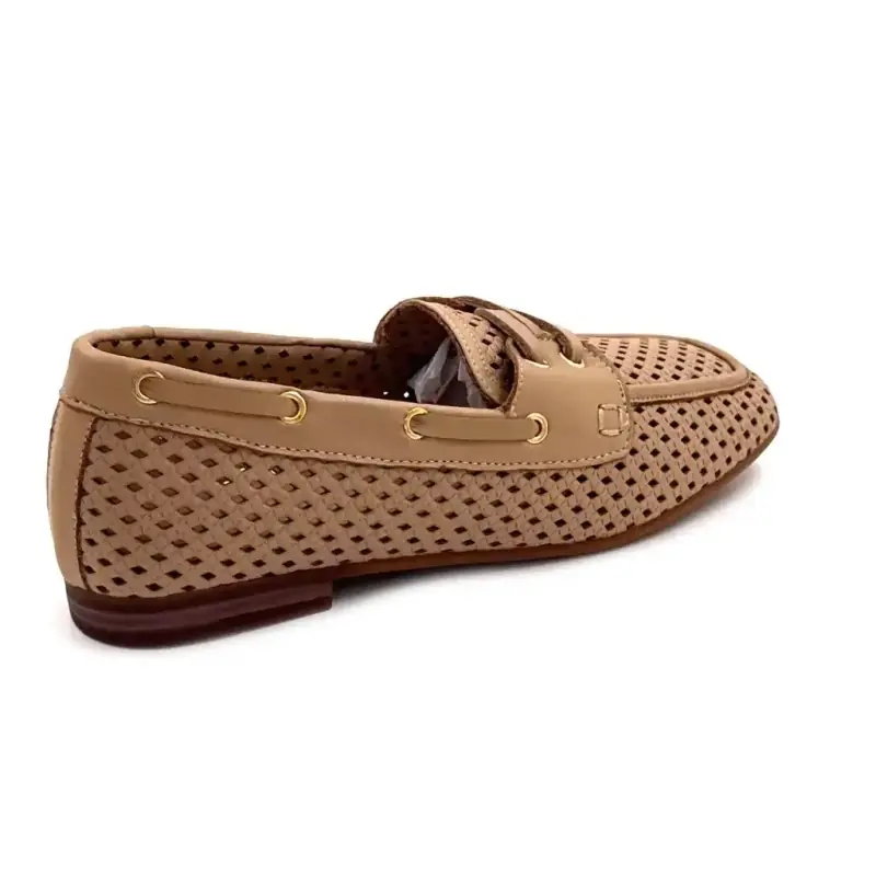Capuccino din piele perforată Ivoire Png 36 Ivoire Chaussures