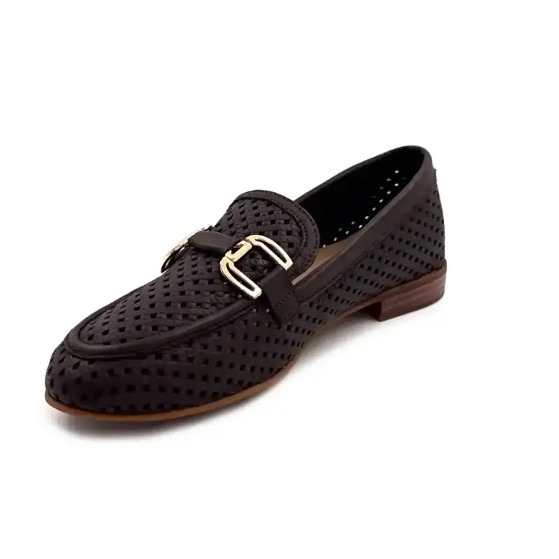 Couro marrom perfurado cor Ivoire 2025 Ivoire Chaussures
