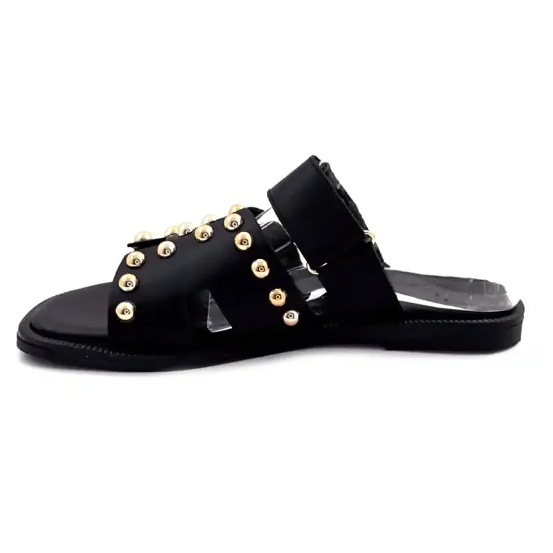 Ivoire Tml 16t Pelle nera e borchie dorate Ivoire Chaussures