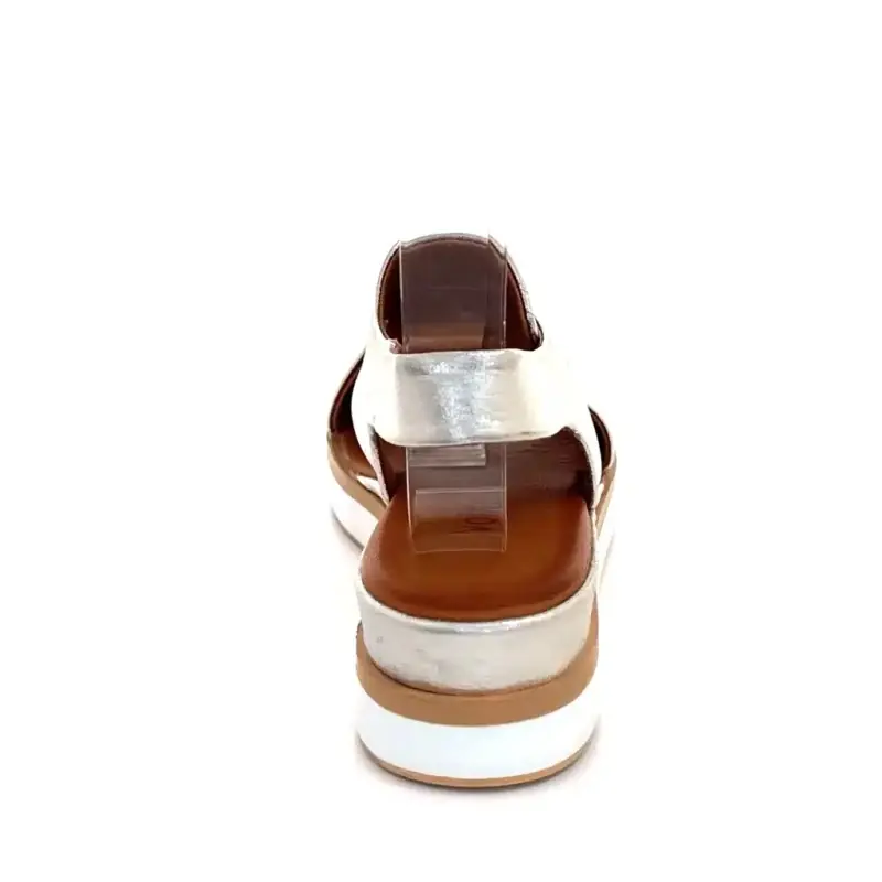 Sandálias plataforma Ivoire 108588 em couro prateado metálico Ivoire Chaussures