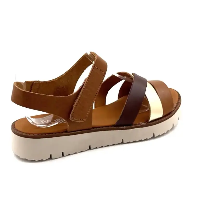 Σανδάλια Ivoire 747 6895 Καφέ κάμελ & χρυσαφί δέρμα Ivoire Chaussures