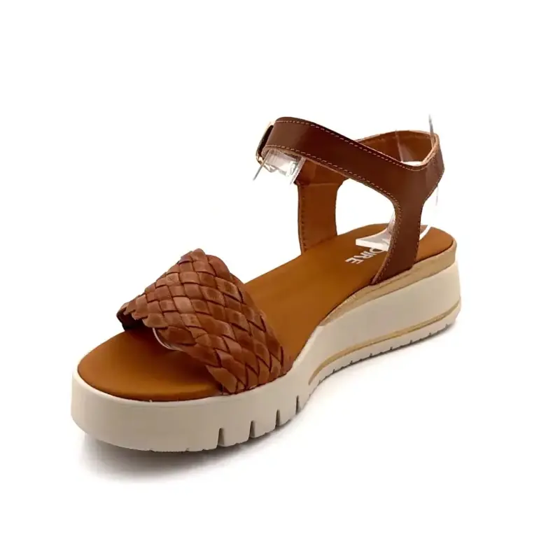 Sandalias de plataforma Ivoire 743 5000, piel trenzada color camel. Ivoire Chaussures
