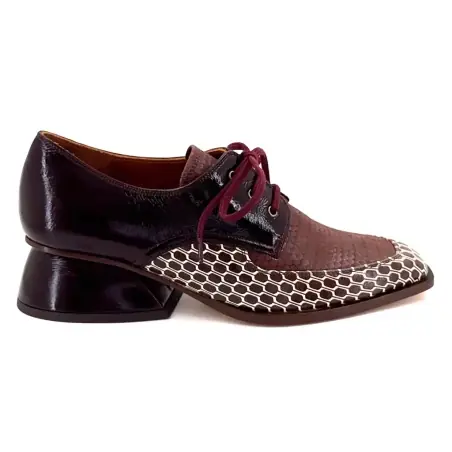 Chie Mihara Caligo Burgunderfarbene Derby-Schuhe aus glasiertem Leder mit Absatz 359,00&nbsp;€
