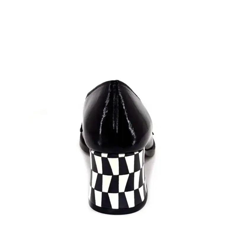 Mocassins à Talons Chie Mihara Tibro Cuir Glacé Noir & Blanc Ivoire Chaussures