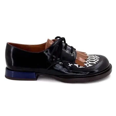Chie Mihara Jeripa svarte glaserte skinnderbysko 345,00&nbsp;€