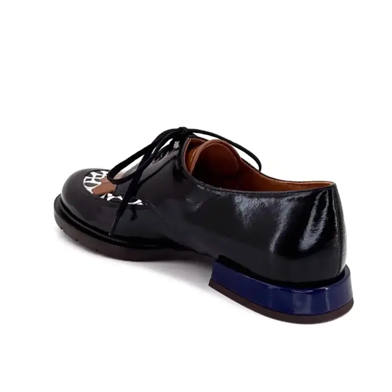 Derbies Chie Mihara Jeripa Cuir Glacé Noir Ivoire Chaussures
