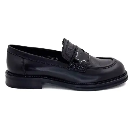 Regarde Le Ciel -01 fekete bőr mokaszinok 129,00&nbsp;€