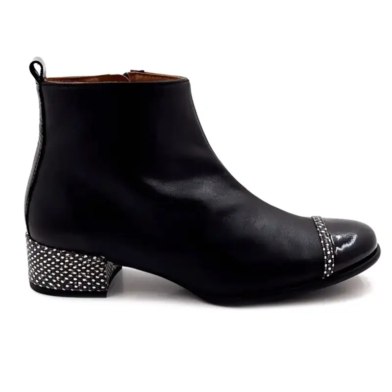 Nemonic 2174 Black Leather Heeled Ankle Boots €169.00
