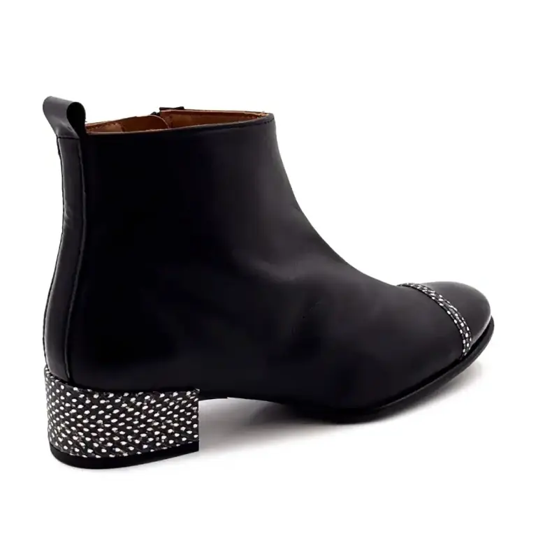 Nemonic 2174 fekete bőr sarkú bokacsizma Ivoire Chaussures