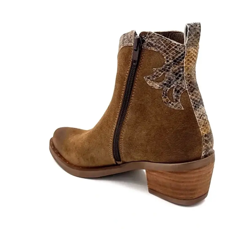 Botas estilo western MKD Envie em camurça cor avelã Ivoire Chaussures