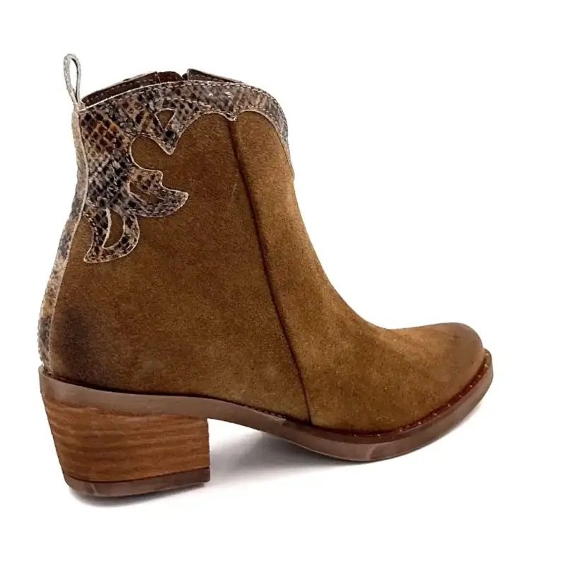 Botas estilo western MKD Envie em camurça cor avelã Ivoire Chaussures