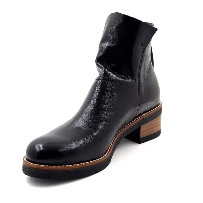 Botas de cano curto MKD em verniz preto canela Ivoire Chaussures