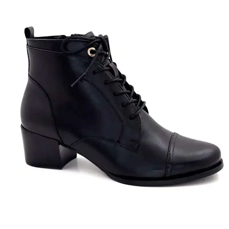 Jolene 36 Svarta Läderklackade Ankelboots Regarde Le Ciel Ivoire Chaussures