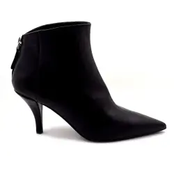 Chantal 3342 Zwarte leren enkellaarsjes met hak %price%