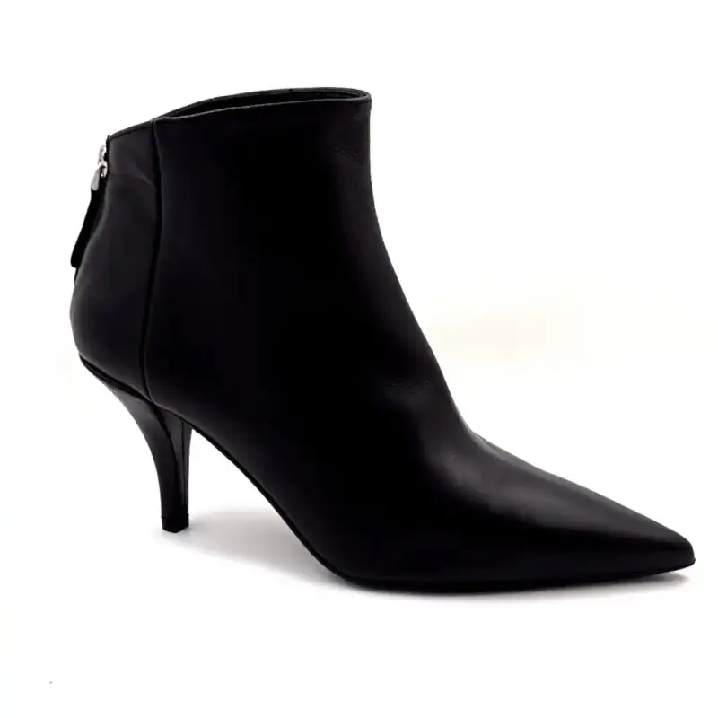 Chantal 3342 Czarne skórzane botki na obcasie Ivoire Chaussures