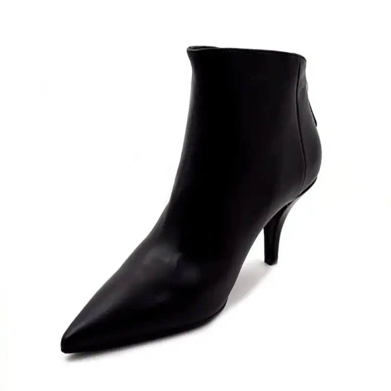 Chantal 3342 Czarne skórzane botki na obcasie Ivoire Chaussures