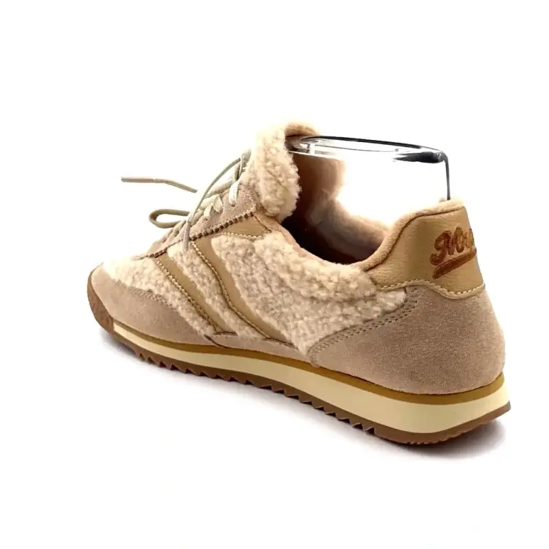 Zapatillas MRP Utah de ante y piel de oveja en color beige y dorado. Ivoire Chaussures