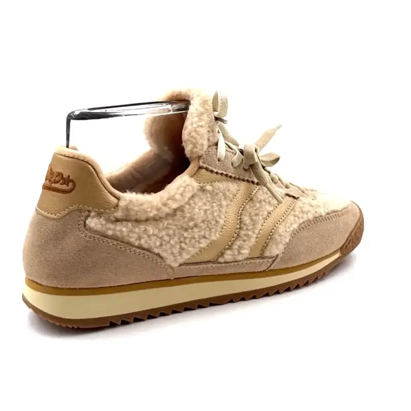 Zapatillas MRP Utah de ante y piel de oveja en color beige y dorado. Ivoire Chaussures