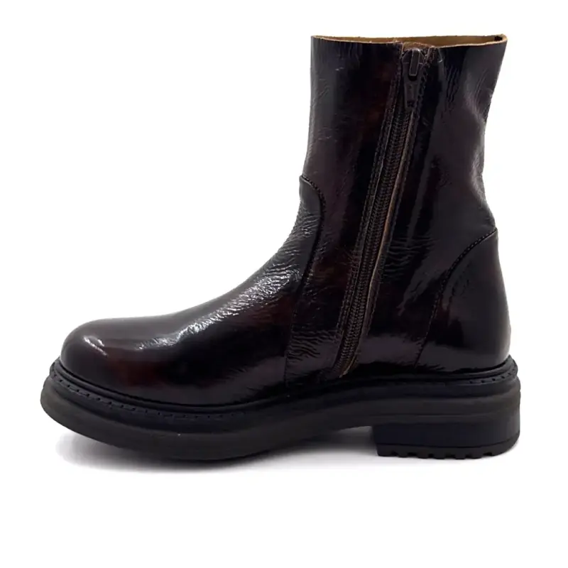 Aliwell Flint Stiefeletten aus Lackleder, Braun Ivoire Chaussures