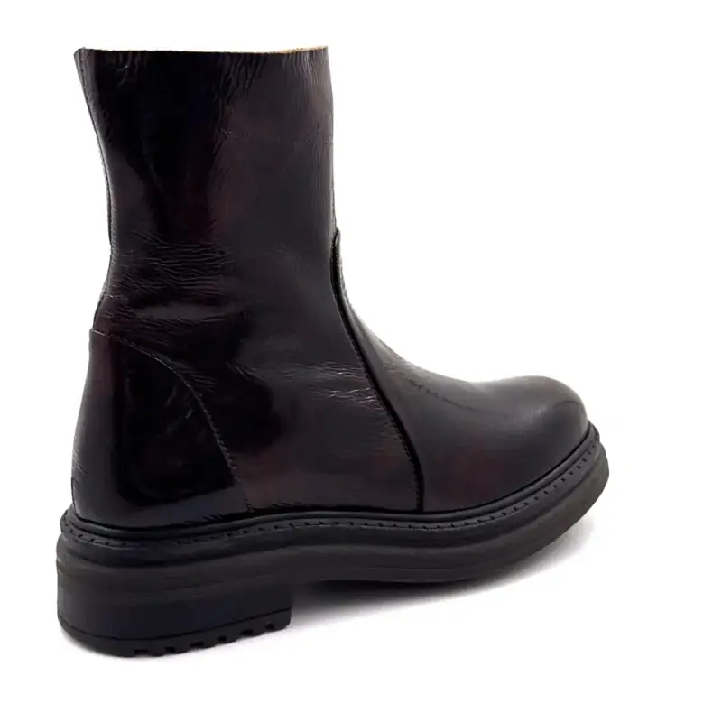 Aliwell Flint Stiefeletten aus Lackleder, Braun Ivoire Chaussures