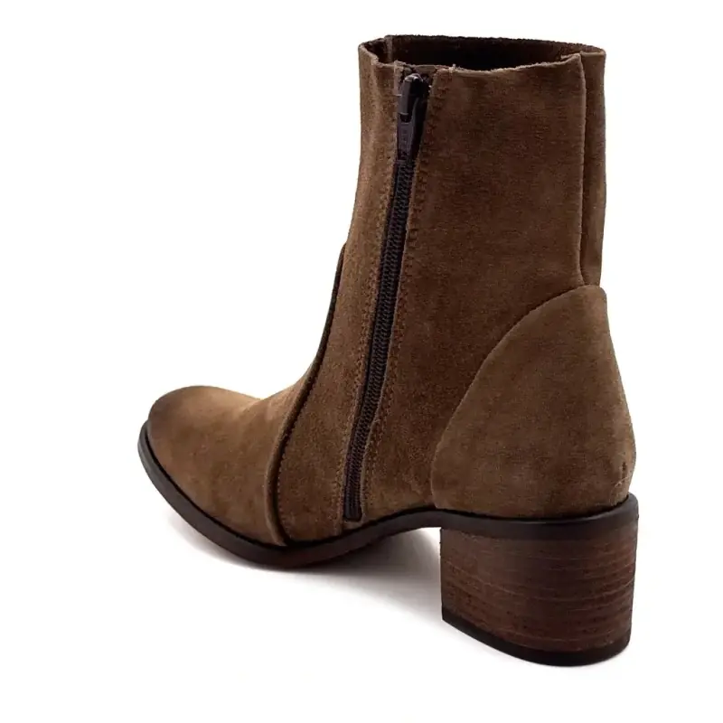 Aliwell Alias Haselnussbraune Wildleder-Ankle-Boots mit Absatz Ivoire Chaussures