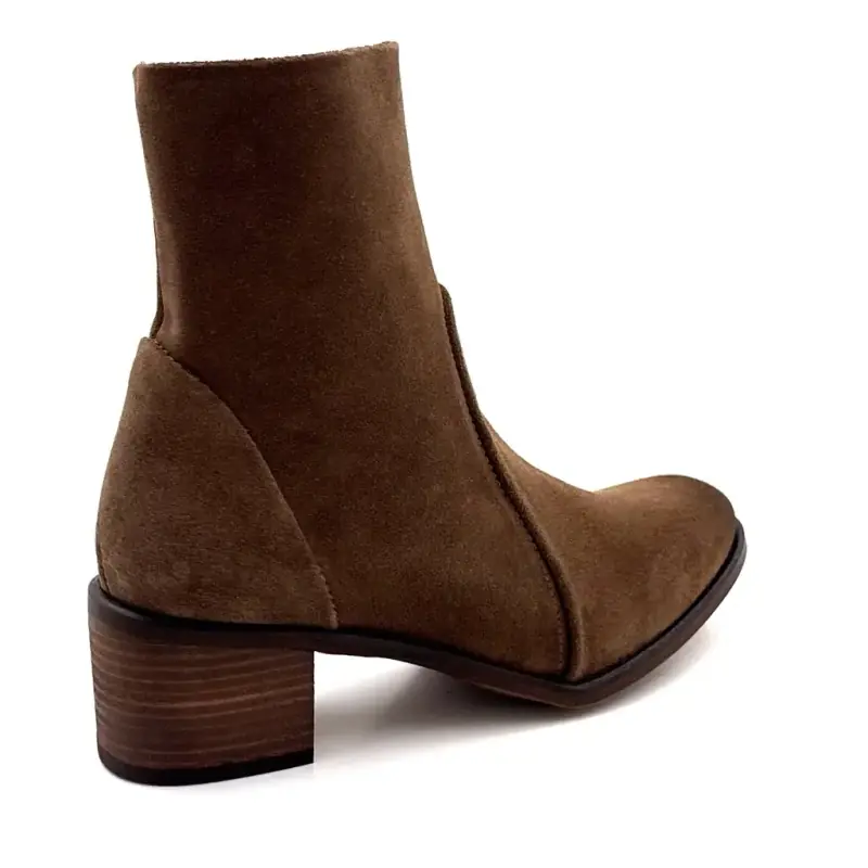 Aliwell Alias Haselnussbraune Wildleder-Ankle-Boots mit Absatz Ivoire Chaussures